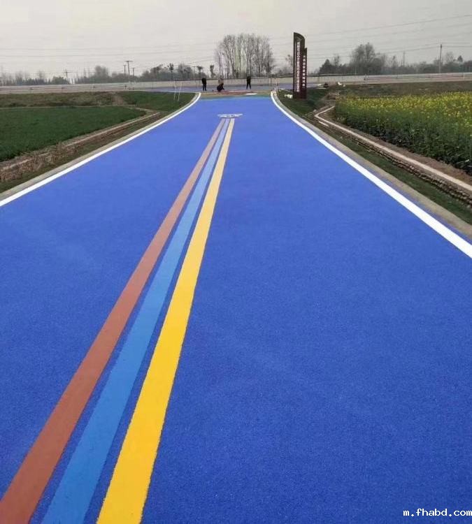 广东深圳大鹏区透水沥青地坪路面